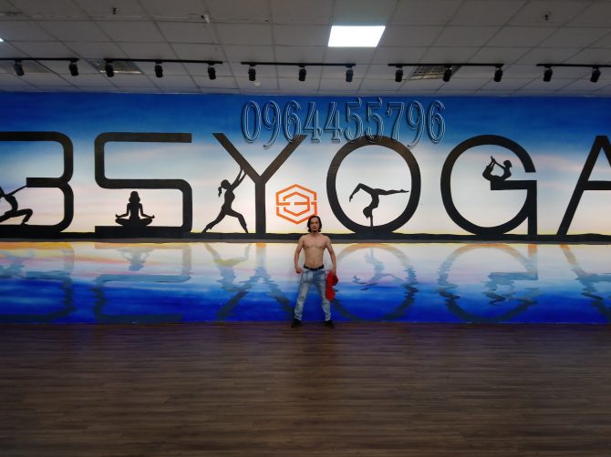 vẽ tranh tường phòng yoga 3s fitness từ sơn bắc ninh